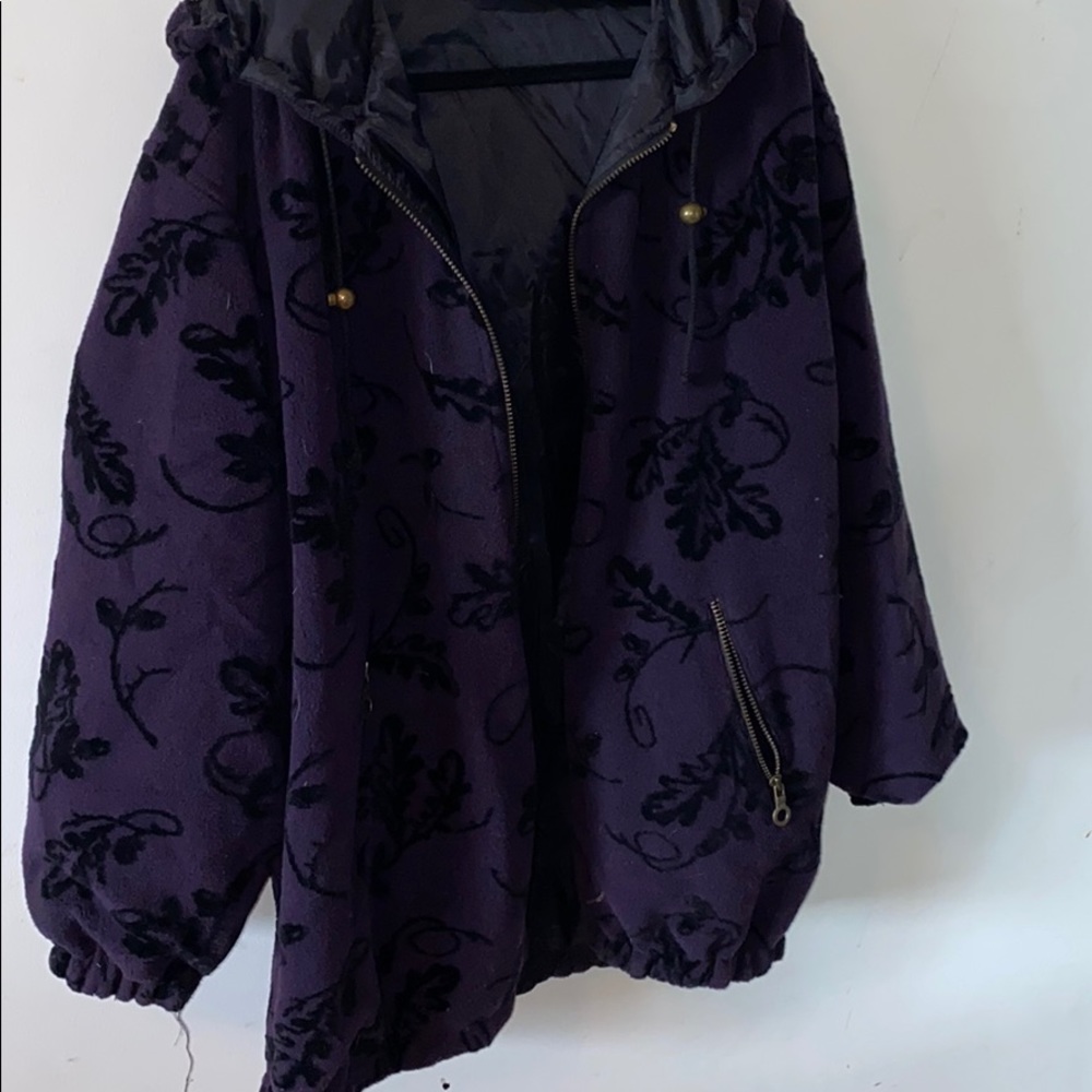 REVERSIBLE JACKET WITH A HOOD